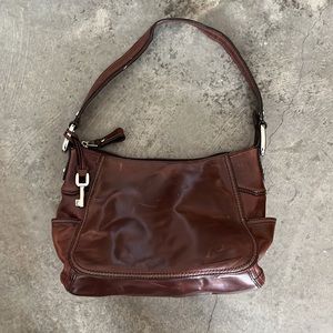 ✨ Fossil Brown Leather Shoulder Bag Top Zipper End Pockets